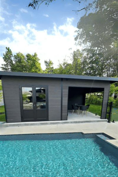 mistral | Le Cabanon